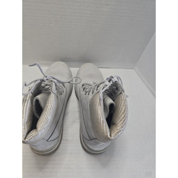 Women Timberland Boots - Picture 7 of 9